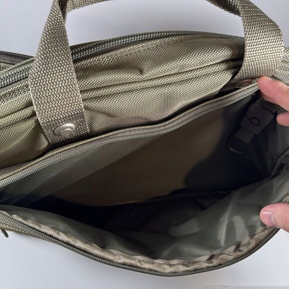 BRIGGS & RILEY Travelware Messenger Briefcase Shoulder Bag Green Nylon - Picture 8 of 8